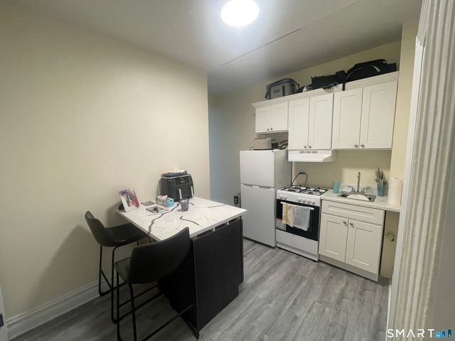 355 Greenwich Avenue 2A, Greenwich, CT 06830