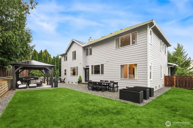24046 SE 9th Court, Sammamish, WA 98075