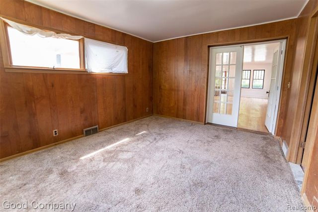815 W 4th Street, Royal Oak, MI 48067