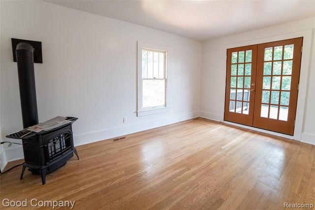 815 W 4th Street, Royal Oak, MI 48067