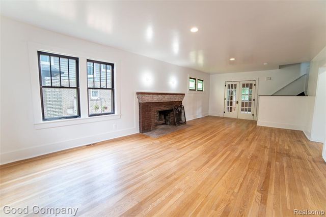 815 W 4th Street, Royal Oak, MI 48067