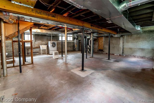 815 W 4th Street, Royal Oak, MI 48067