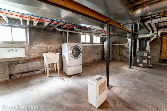 815 W 4th Street, Royal Oak, MI 48067