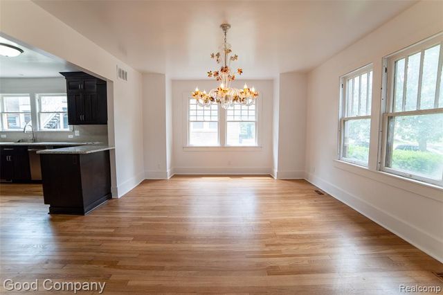 815 W 4th Street, Royal Oak, MI 48067