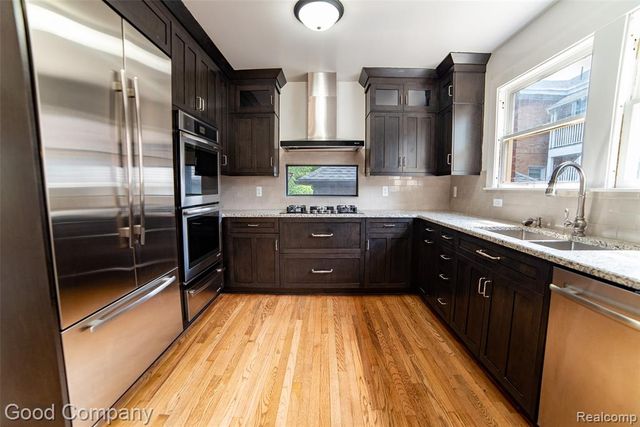 815 W 4th Street, Royal Oak, MI 48067