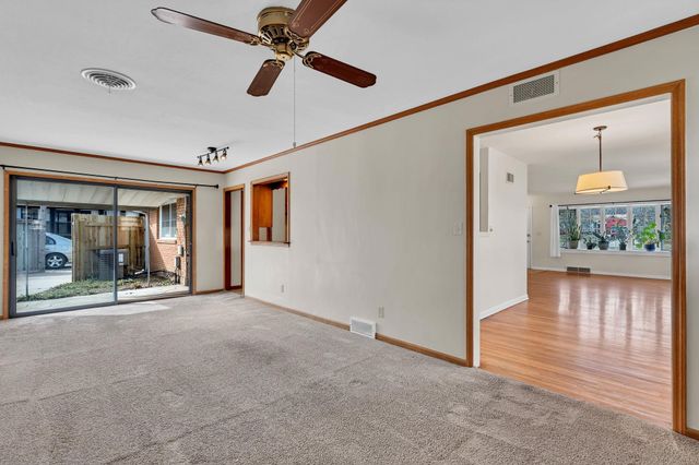 708 S Fabrique Dr, Wichita, KS 67218