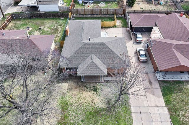 708 S Fabrique Dr, Wichita, KS 67218