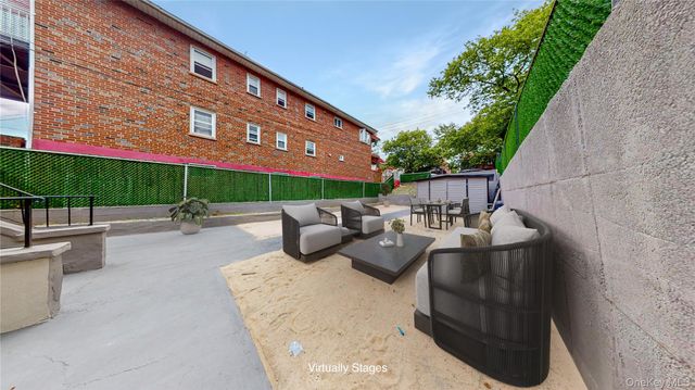 552 E 80th Street, Brooklyn, NY 11236