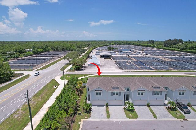5624 SE Edgewater Circle, Stuart, FL 34997