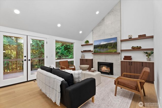 17621 NE 138th Street, Redmond, WA 98052