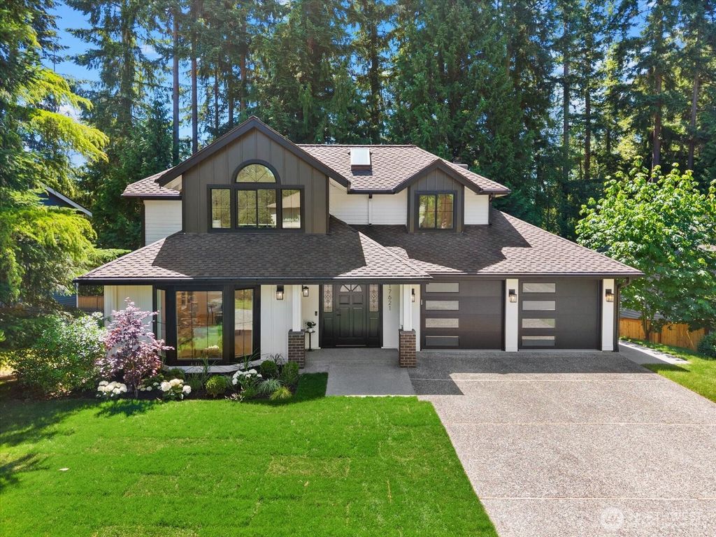 17621 NE 138th Street, Redmond, WA 98052