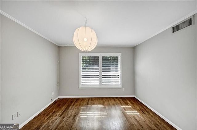 37 La Rue Place NW, Atlanta, GA 30327