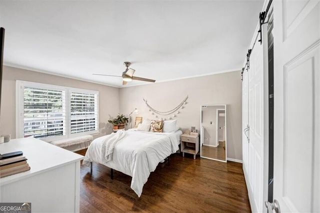 37 La Rue Place NW, Atlanta, GA 30327