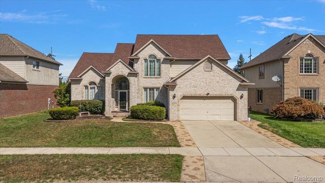 21559 Waverly Drive, Macomb Township, MI 48044