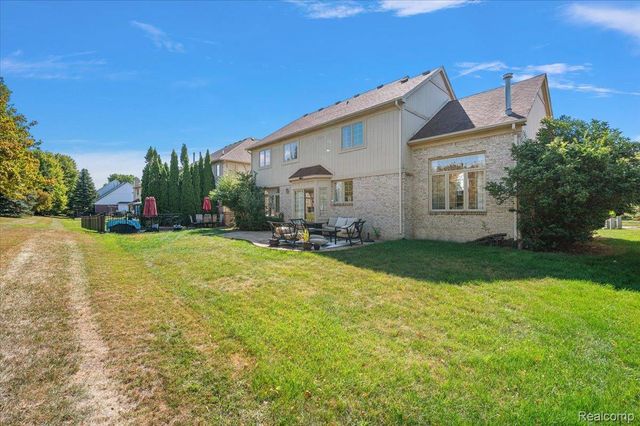 21559 Waverly Drive, Macomb Township, MI 48044