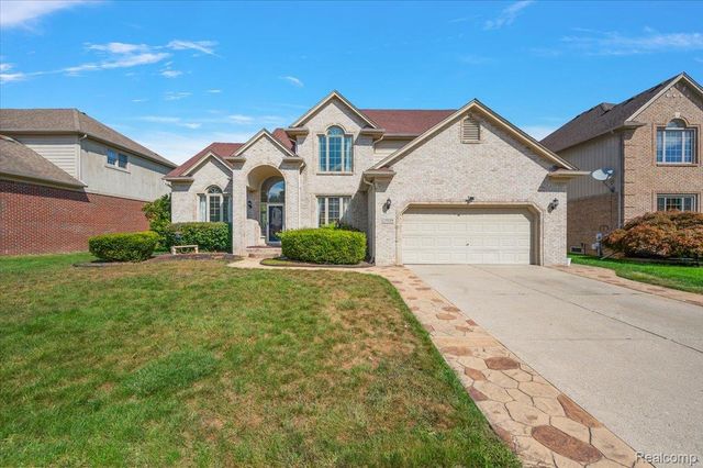 21559 Waverly Drive, Macomb Township, MI 48044