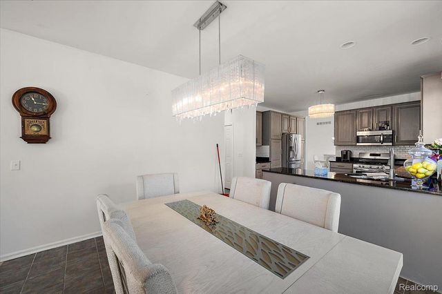 21559 Waverly Drive, Macomb Township, MI 48044