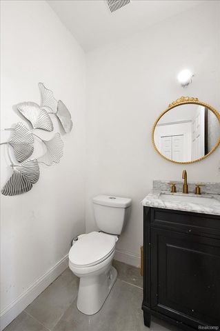 21559 Waverly Drive, Macomb Township, MI 48044