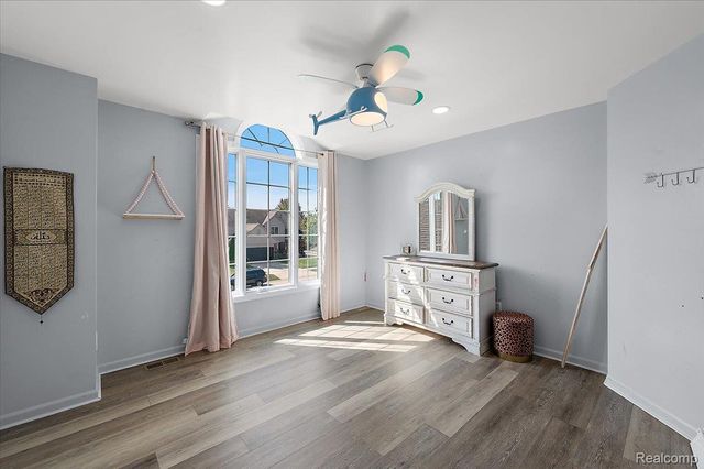 21559 Waverly Drive, Macomb Township, MI 48044