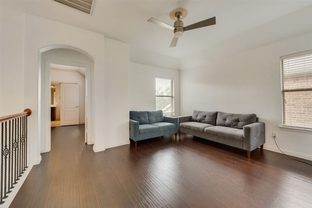 1486 Cambridge Drive, Lewisville, TX 75077