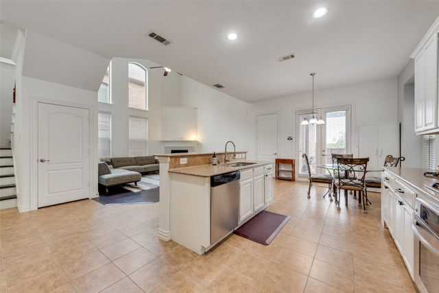 1486 Cambridge Drive, Lewisville, TX 75077