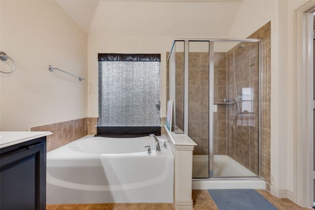 1486 Cambridge Drive, Lewisville, TX 75077