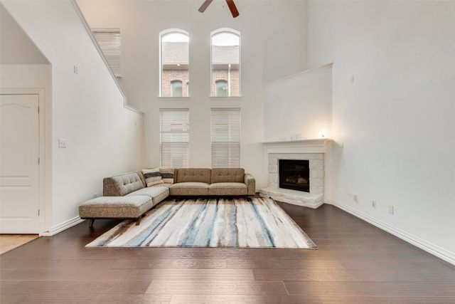 1486 Cambridge Drive, Lewisville, TX 75077