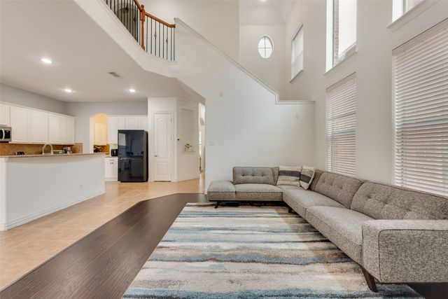 1486 Cambridge Drive, Lewisville, TX 75077