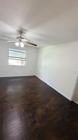 5515 N Lakewood Circle 122, Margate, FL 33063