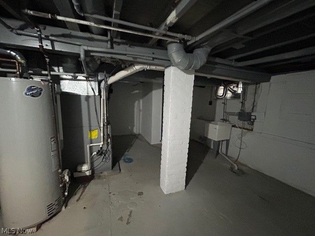 6808 Fir Avenue, Cleveland, OH 44102