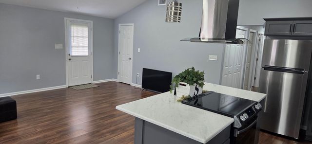 1800 Sanford Street, Navasota, TX 77868