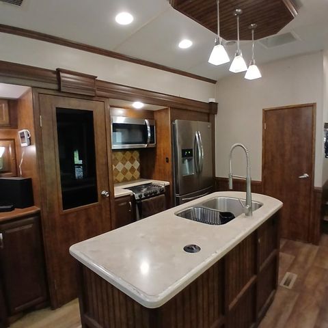 68 7th Street, Ellijay, GA 30540