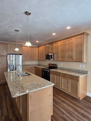 206 Integrity Drive 86, Rutland, MA 01543