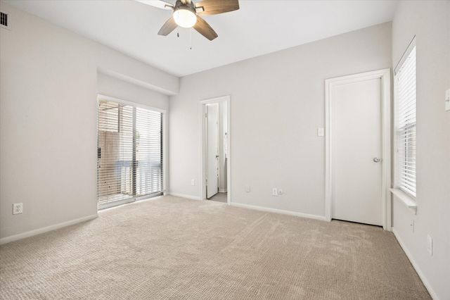 718 Bering Drive B, Houston, TX 77057
