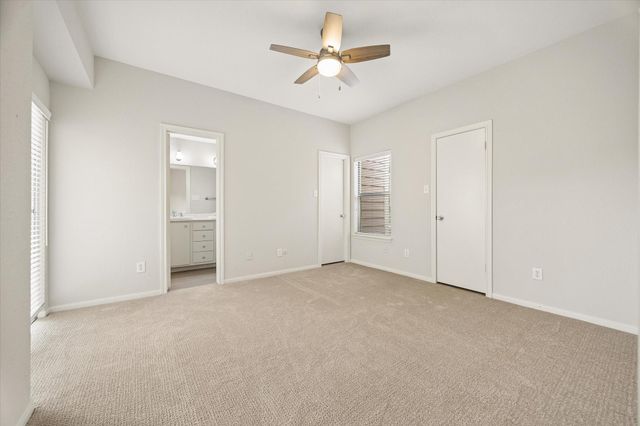 718 Bering Drive B, Houston, TX 77057