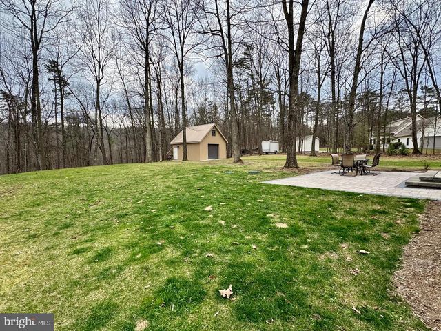 12929 LAKELAND DR, Hesston, PA 16647