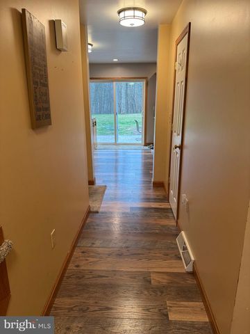 12929 LAKELAND DR, Hesston, PA 16647