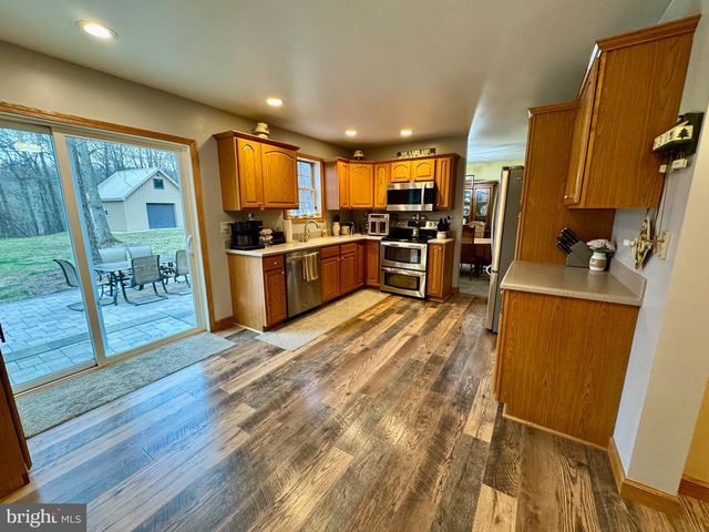 12929 LAKELAND DR, Hesston, PA 16647