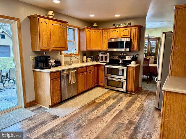 12929 LAKELAND DR, Hesston, PA 16647