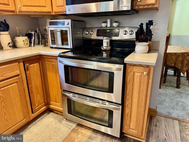 12929 LAKELAND DR, Hesston, PA 16647