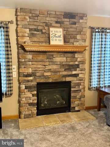 12929 LAKELAND DR, Hesston, PA 16647