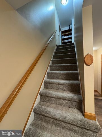 12929 LAKELAND DR, Hesston, PA 16647