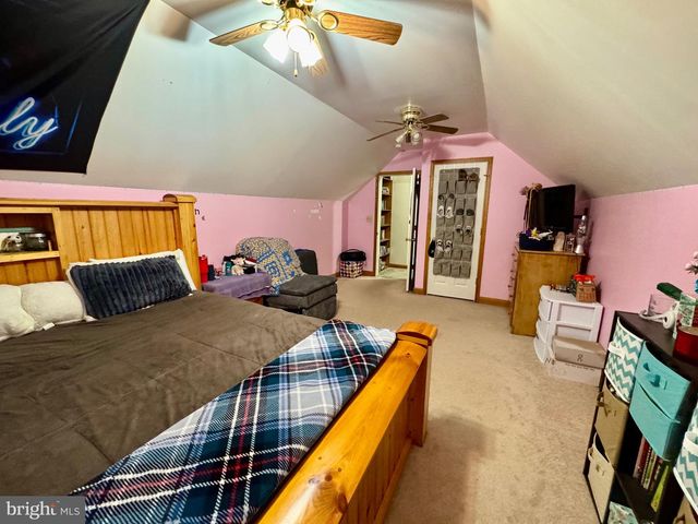 12929 LAKELAND DR, Hesston, PA 16647