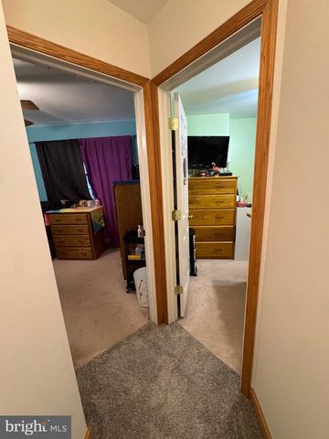 12929 LAKELAND DR, Hesston, PA 16647