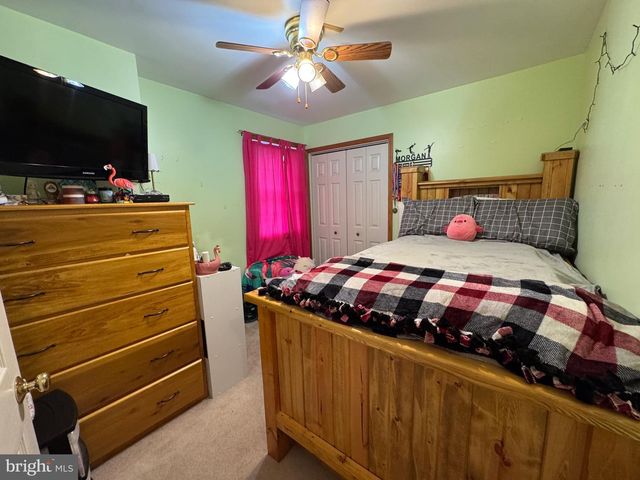 12929 LAKELAND DR, Hesston, PA 16647