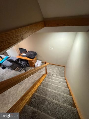 12929 LAKELAND DR, Hesston, PA 16647