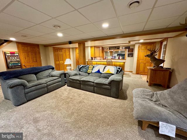 12929 LAKELAND DR, Hesston, PA 16647