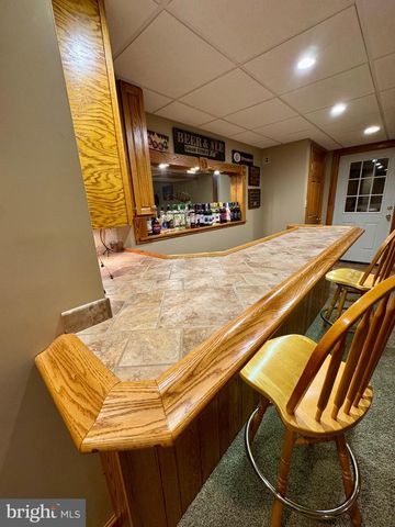 12929 LAKELAND DR, Hesston, PA 16647