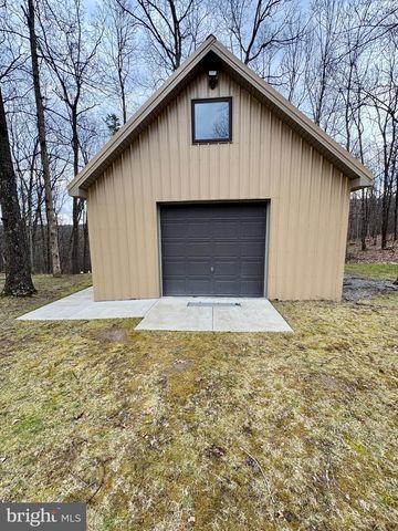 12929 LAKELAND DR, Hesston, PA 16647