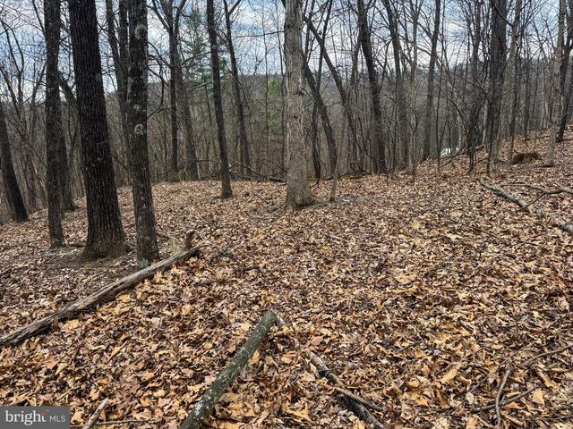 12929 LAKELAND DR, Hesston, PA 16647